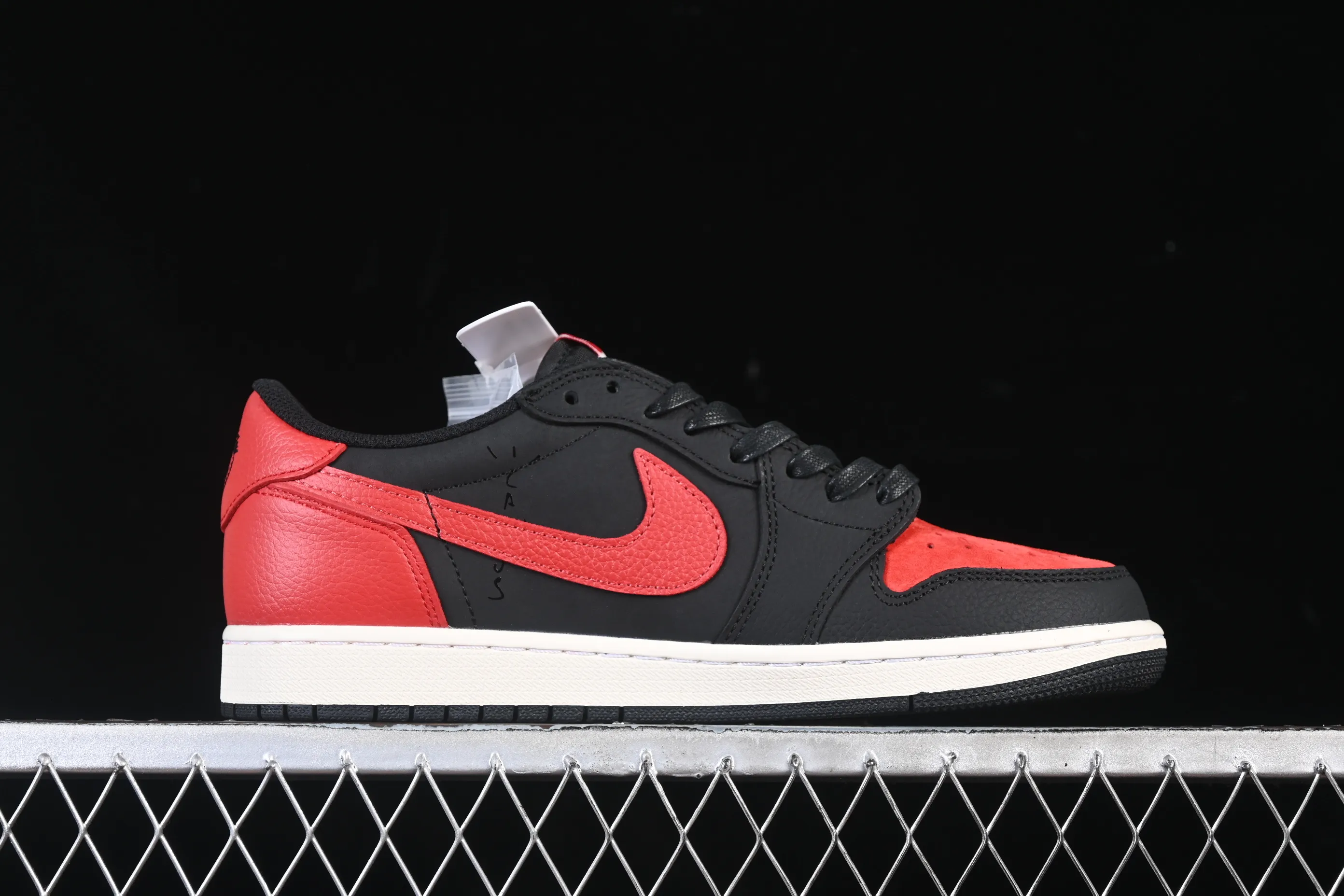 All categories Air Jordan Jordan series basketball shoes Air Jordan 1 Low Travis Scott x Air Jordan 1 Low OG AJ1 Joe 1 undercut low DM7866-061